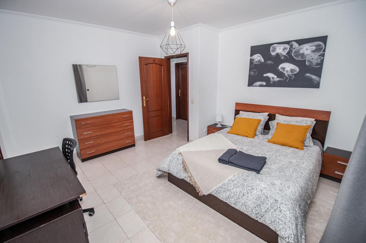 Charming Private Rooms In An Apartment A2 Penha - Distretto di Faro Esterno foto