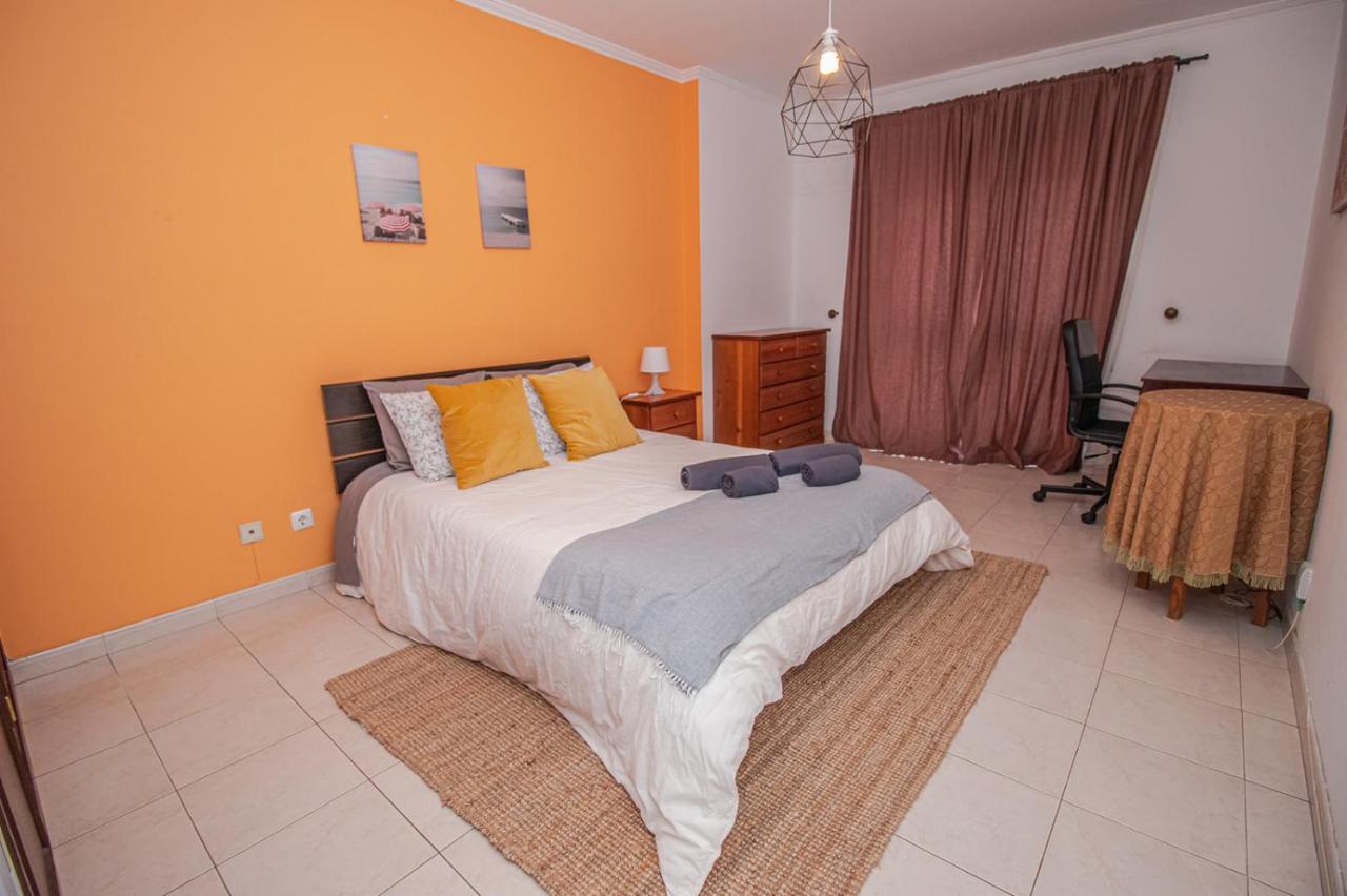 Charming Private Rooms In An Apartment A2 Penha - Distretto di Faro Esterno foto