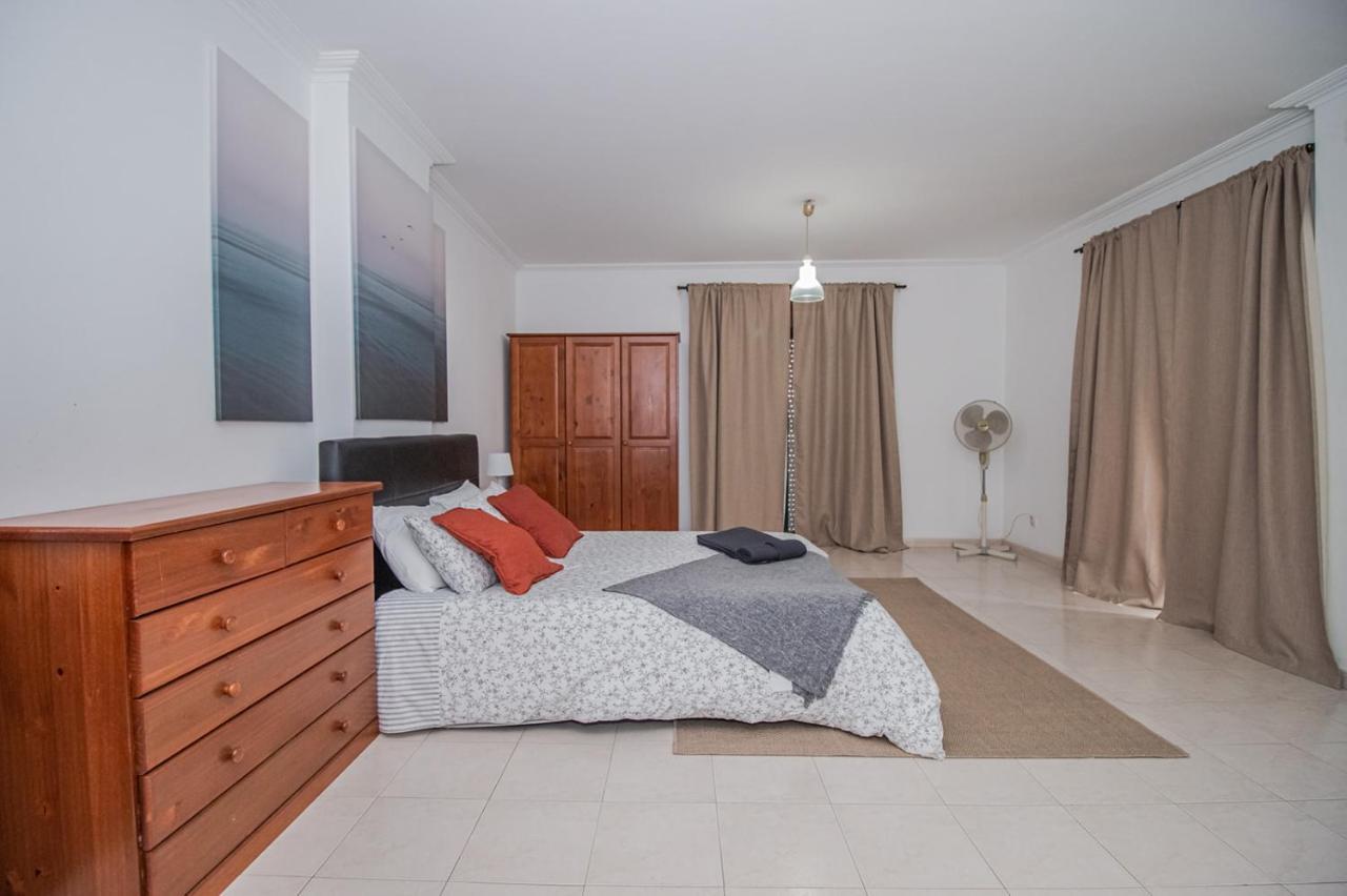 Charming Private Rooms In An Apartment A2 Penha - Distretto di Faro Esterno foto